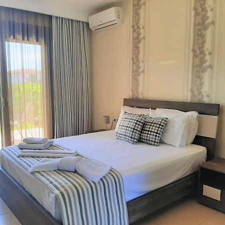 Gmare Aparthotel Gerakini Bagian luar foto