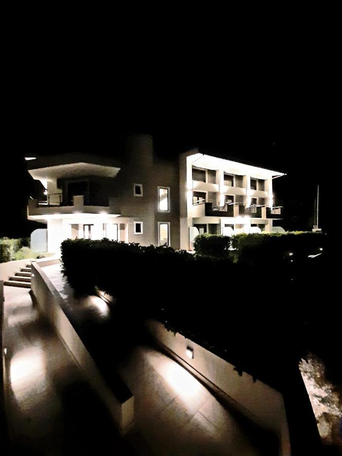 Gmare Aparthotel Gerakini Bagian luar foto