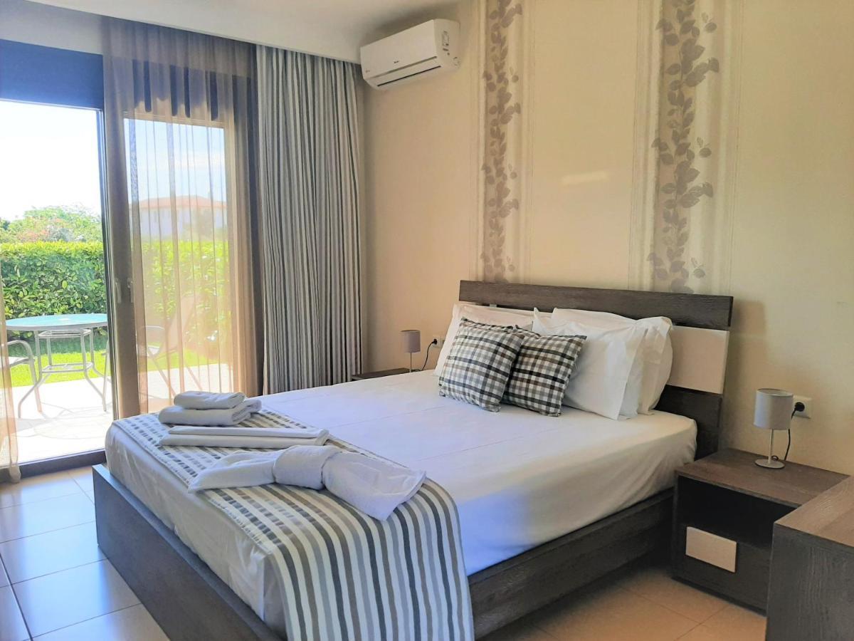 Gmare Aparthotel Gerakini Bagian luar foto