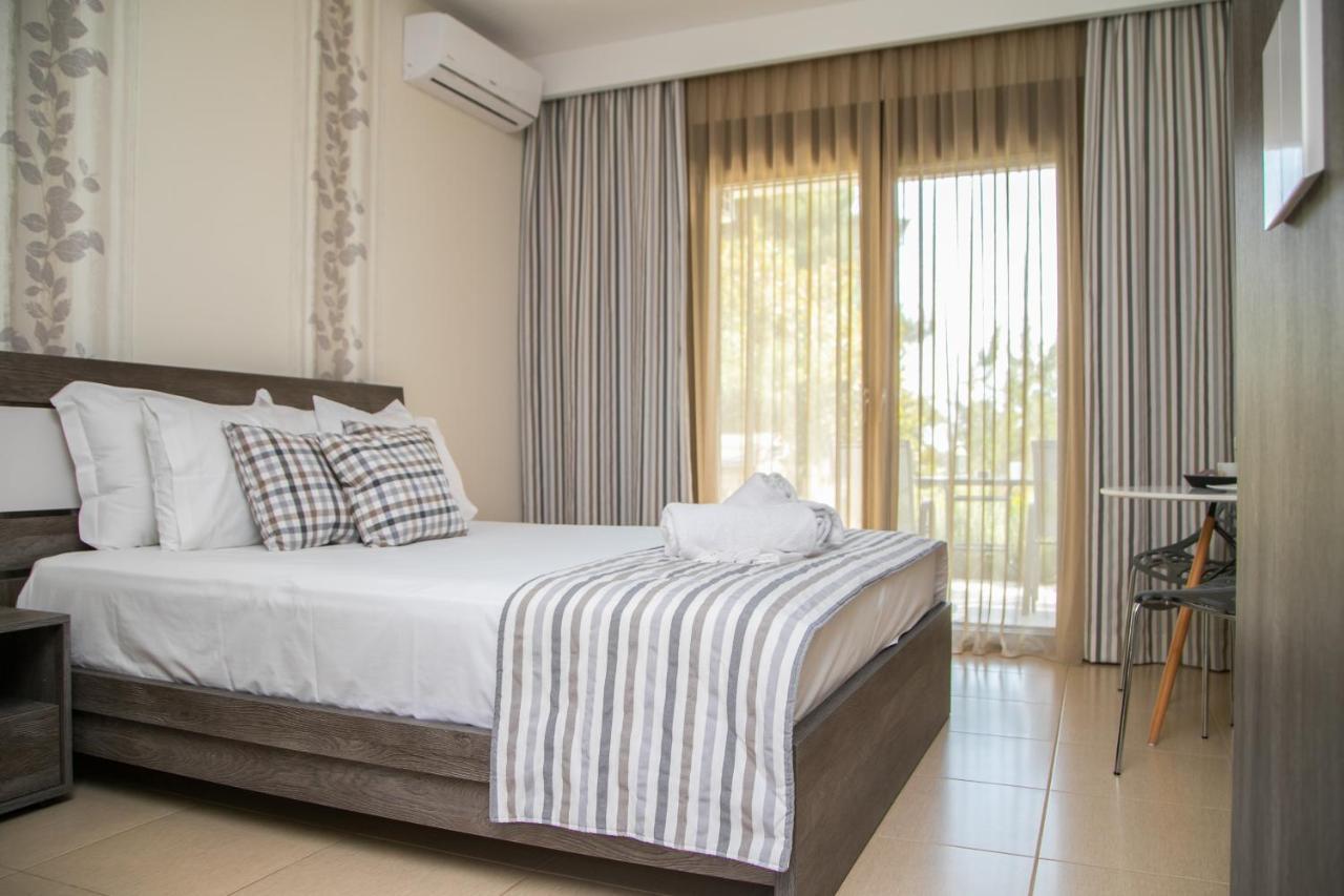 Gmare Aparthotel Gerakini Bagian luar foto