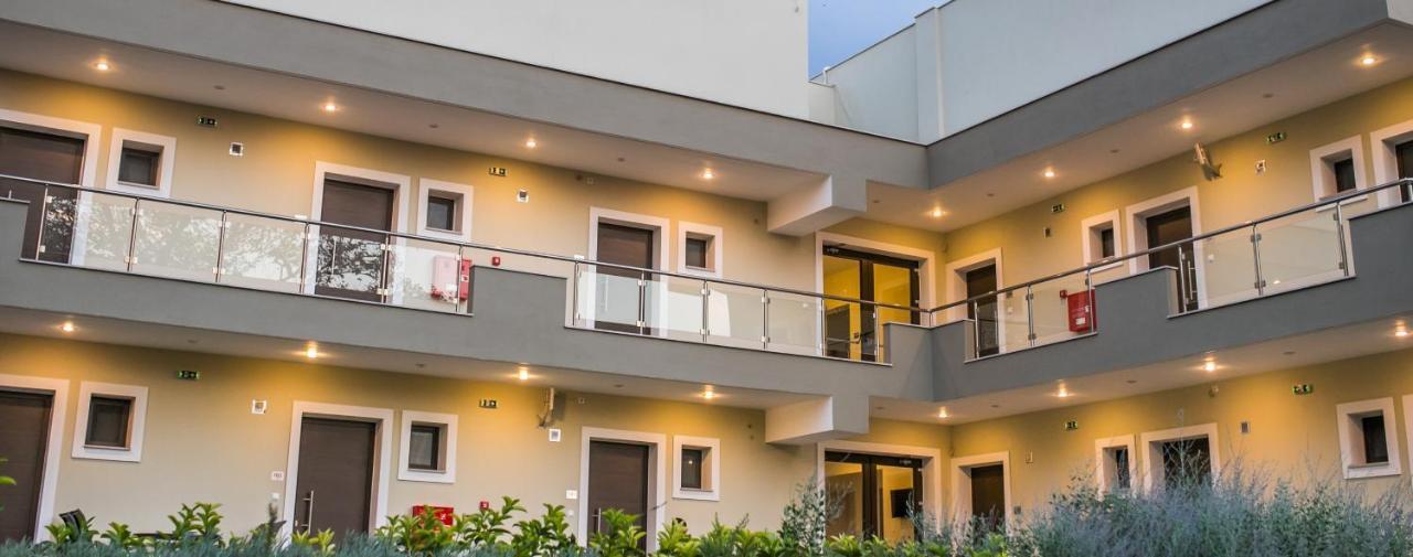 Gmare Aparthotel Gerakini Bagian luar foto